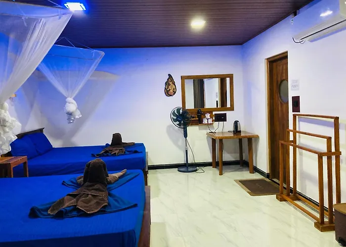Sigiriya Moonlight Home